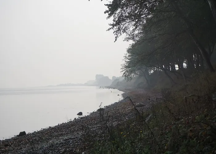 Bed and breakfast Mollehusets 3*