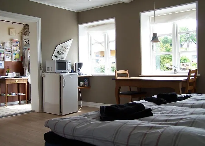 Mollehusets Bed and breakfast 3*